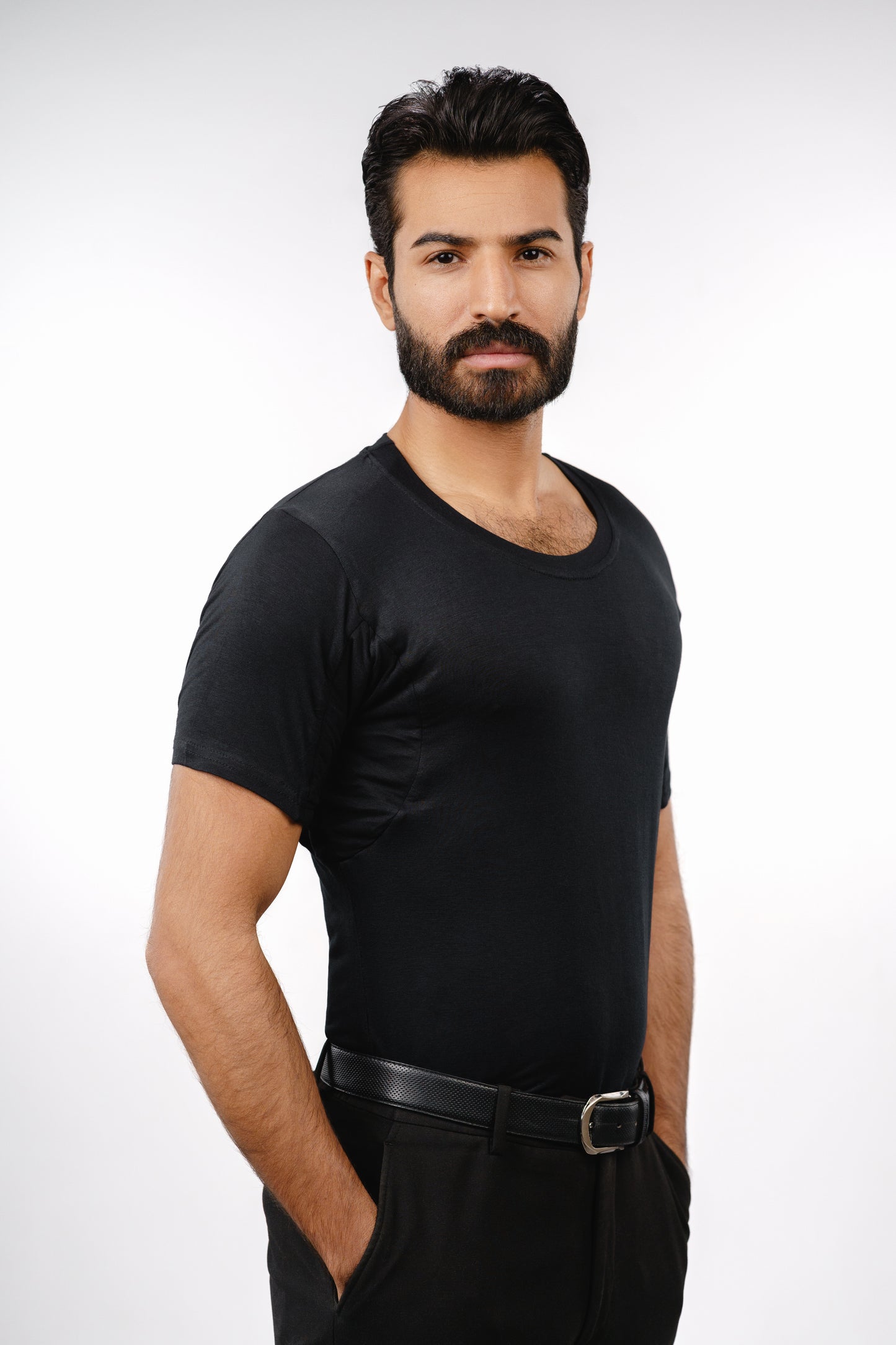 زيوس هيدرو شيلد رقبة راوند اسود ( حجز مسبق )